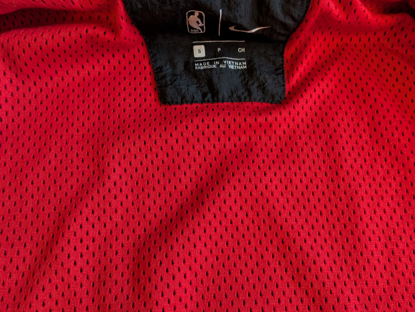 Nike Toronto Raptors Red and Black Windbreaker Jacket – Size Small