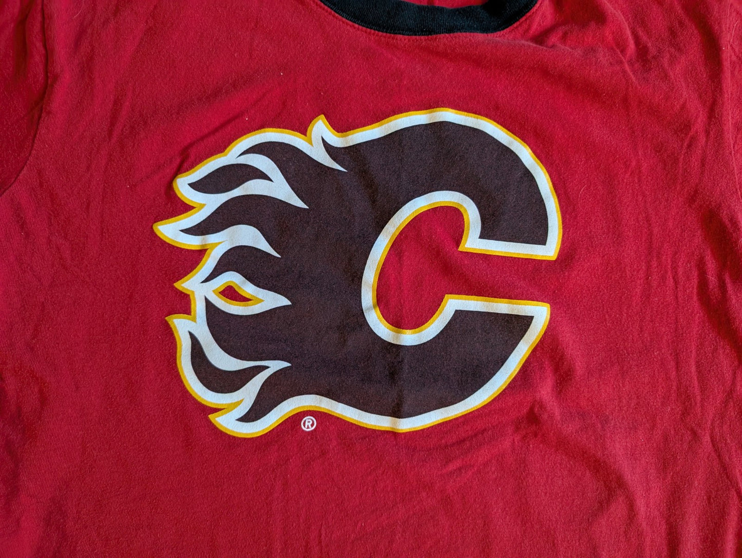 Vintage Calgary Flames T-Shirt - Waves - Size L